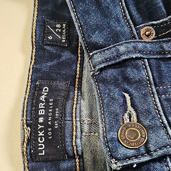 Lucky Brand Lilita dark wash size 6 low rise skinny jeans - Picture 6 of 8